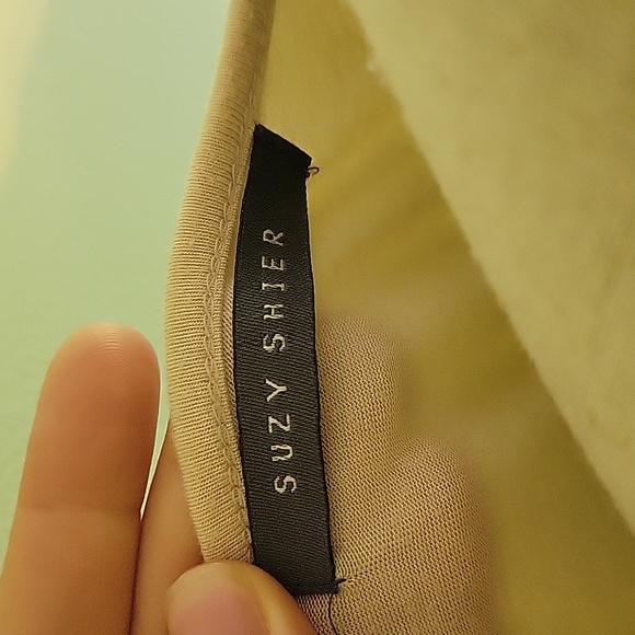 (A) Suzy sheir size medium sequin top - Picture 3 of 6